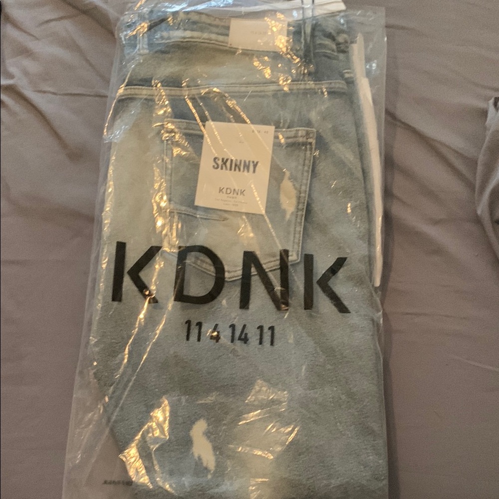 KDNK Blue Skinny Jeans Modern Style